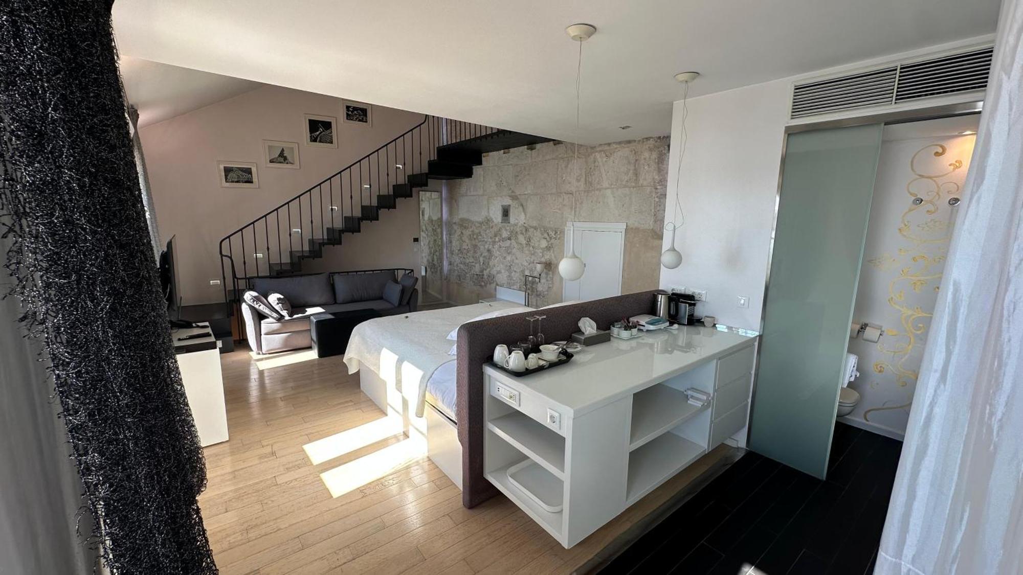Riva Luxury Suites Split Exterior photo