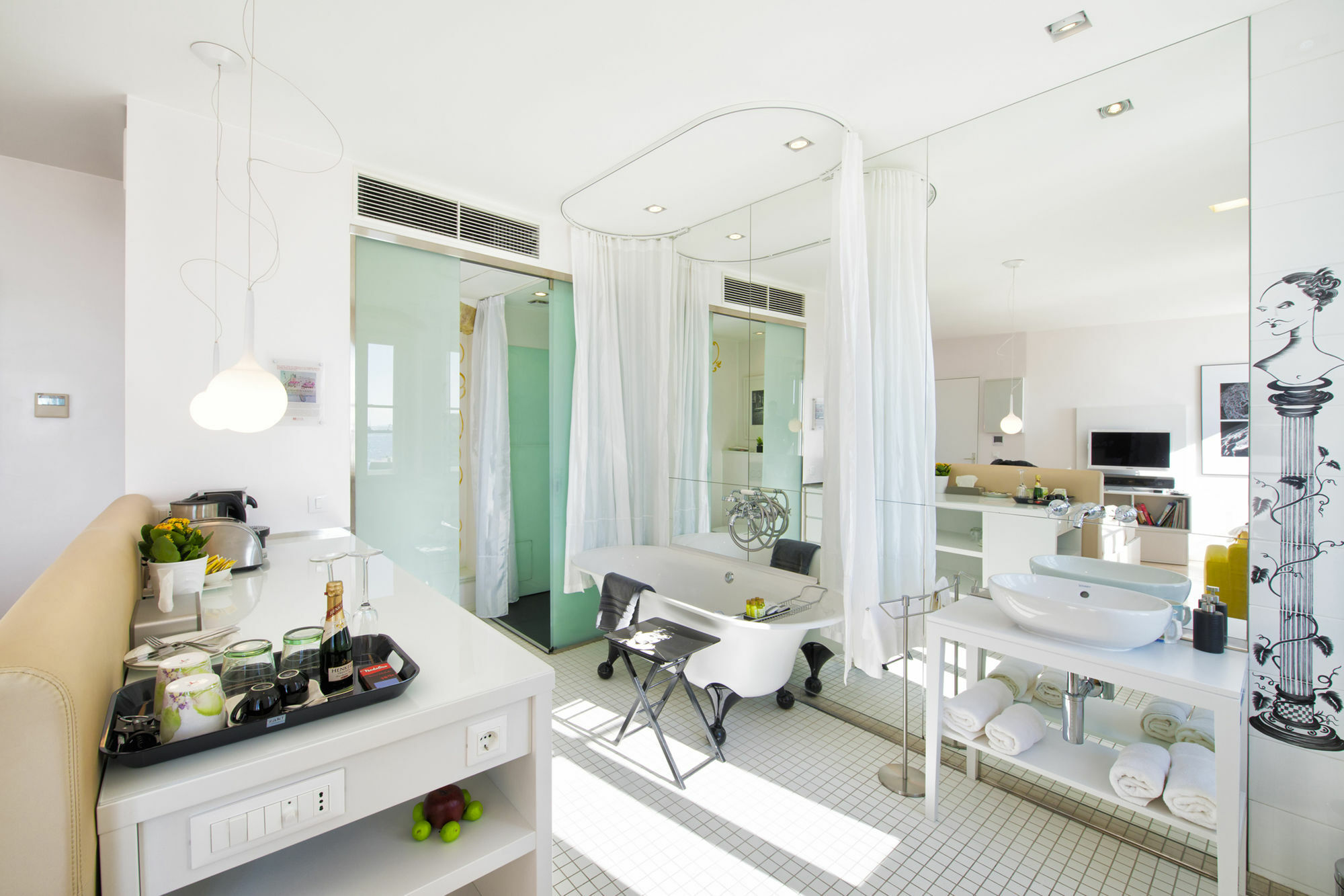 Riva Luxury Suites Split Exterior photo