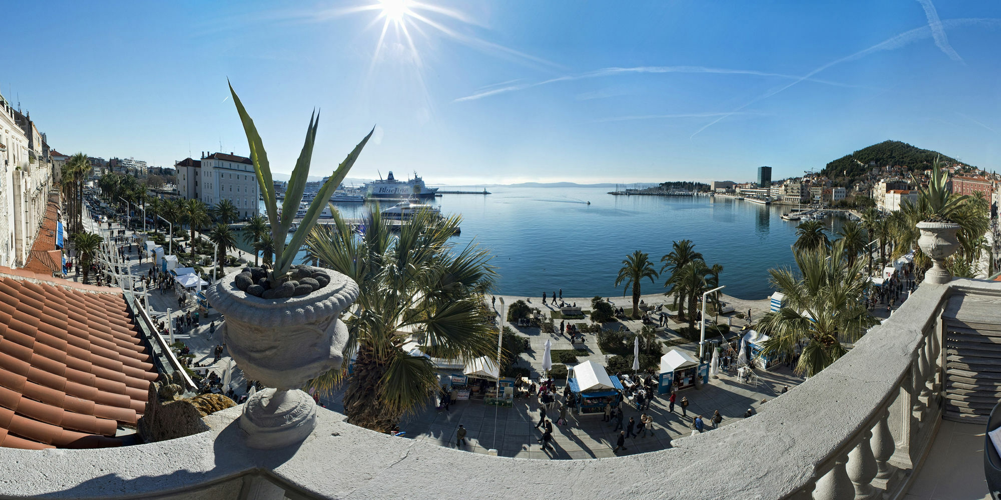 Riva Luxury Suites Split Exterior photo